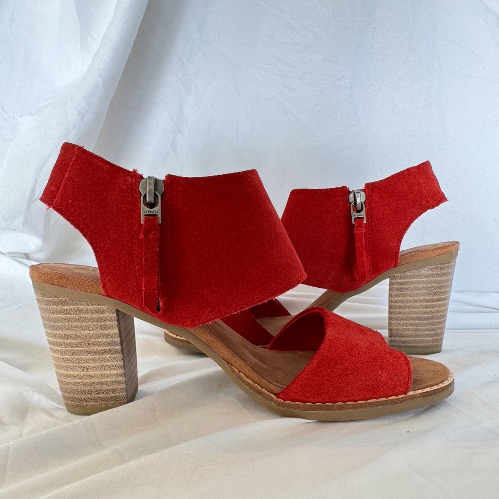 Tom’s MAJORCA Red Suede Heeled Sandals
